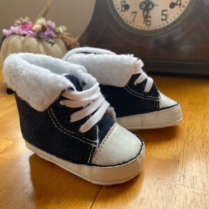 Converse like, baby sneakers size 1